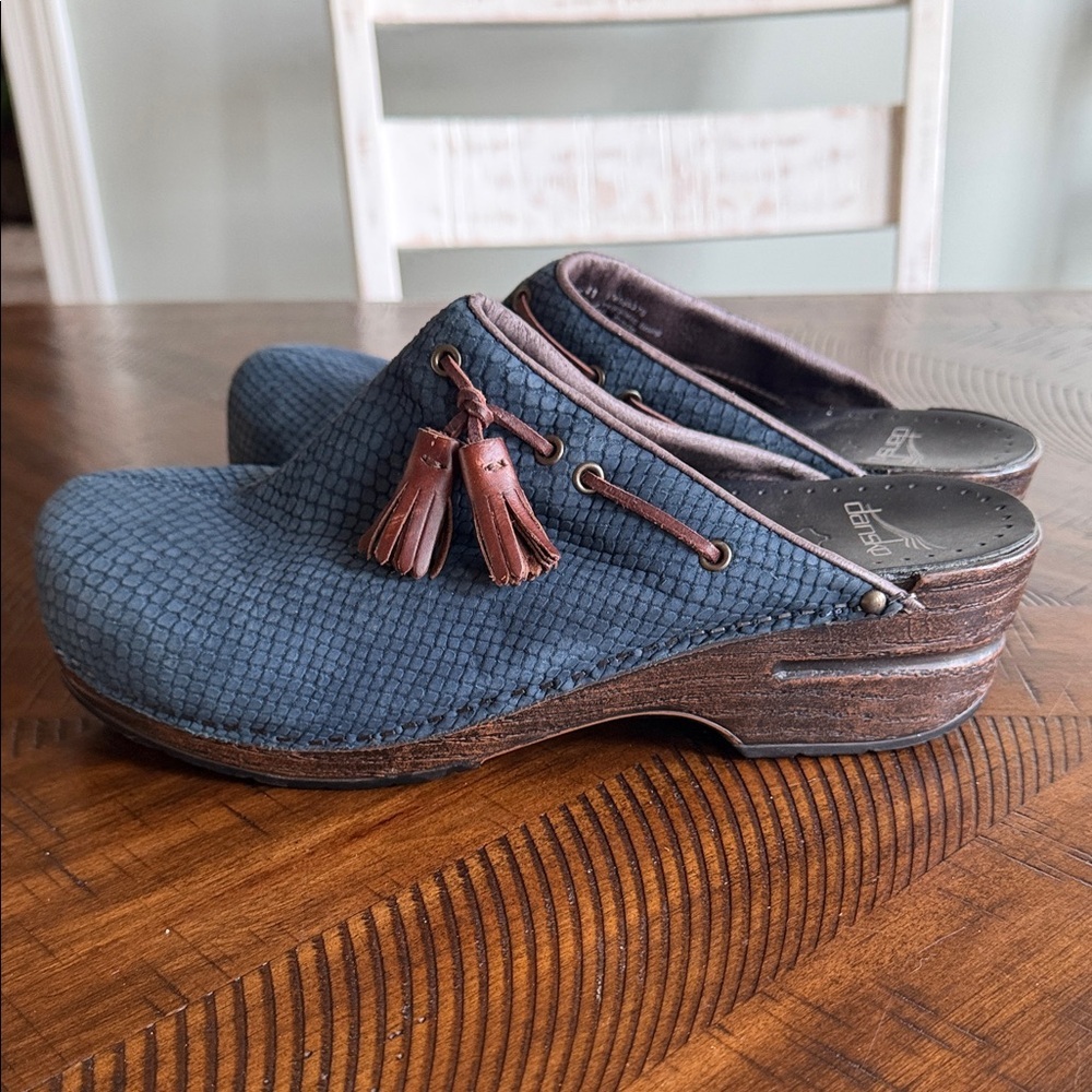 Danskin Textured Blue Mules with Brown Accents